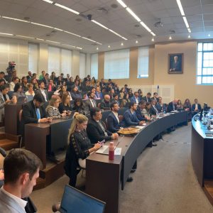 Entre alguns dos pontos do evento promovido pelo Grupo de Estudos sobre Lavagem de Dinheiro e Criptoativos da USP Faculdade de Direito da USP, sob coordenação do professor Pierpaolo Cruz Bottini, Direito Penal da FDUSP, ressaltaram que os ativos virtuais são tema de debates importantes no mundo da tecnologia e do mercado financeiro, e devem ser acompanhados com atenção pelos operadores do Direito.
